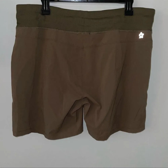 Tuff Ladies' Crocodile Brown XL New Summer Beach Short - Picture 7 of 10